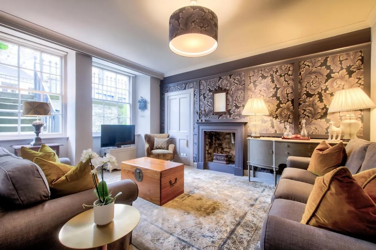 Hamilton Place - Beautiful And Central City Apartment With Private Entrance Sleeps 4 Edinburgh
